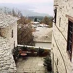 בית הארחה Santikos Mansion, Santikos Collection ויזיצה