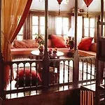 招待所 Santikos Mansion, Santikos Collection 维兹伊萨