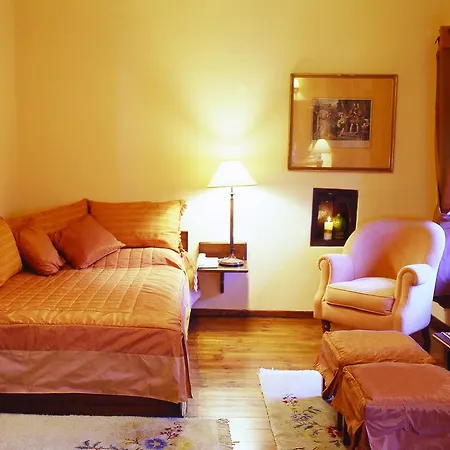 Santikos Mansion, Santikos Collection Πανσιόν Βυζίτσα