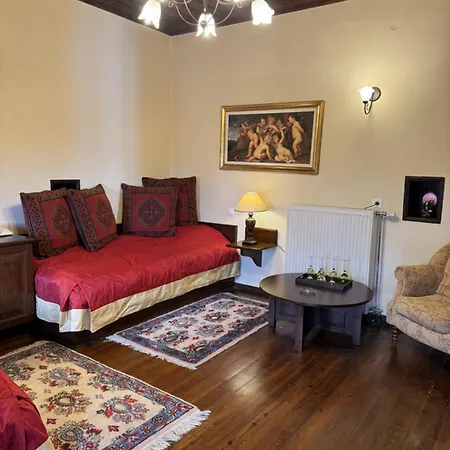 Santikos Mansion, Santikos Collection Πανσιόν