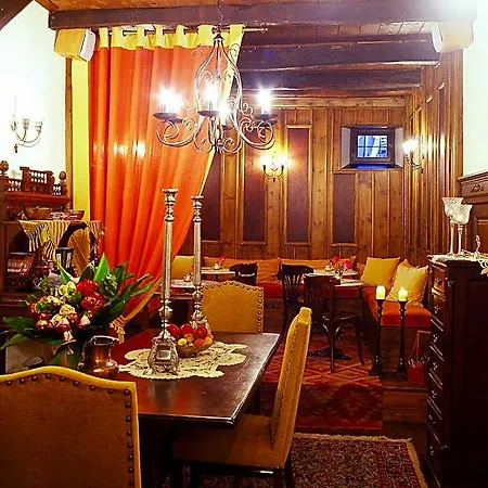 Santikos Mansion, Santikos Collection