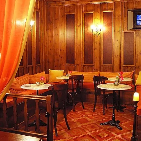 بيت ضيافة Santikos Mansion, Santikos Collection فيزيتسا